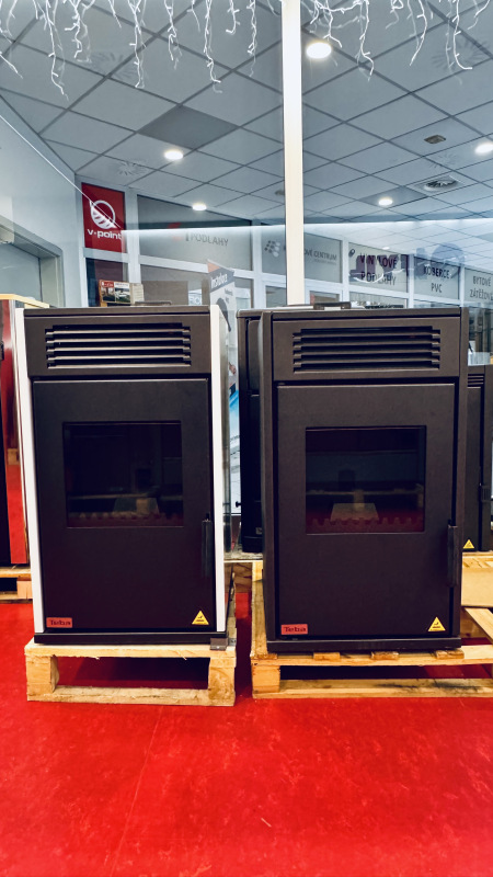 TEBA TP12 kamna na pelety a dřevo s teplovodním výměníkem 2