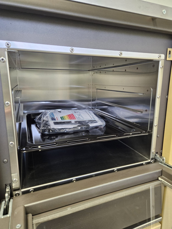 RUMELIA sporák na pelety 9KW - horkovzdušné vytápění + rozvod 4